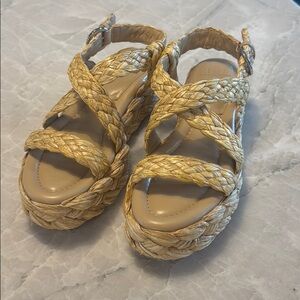 Marc Fisher LTD Genie espadrille